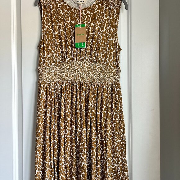 Boden Dresses & Skirts - Boden Midi Dress